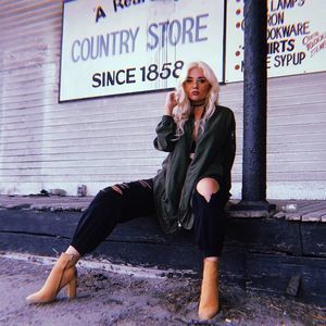 Meet your Posher, Paige